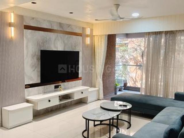 Flat for sale in Vastrapur - Ahmedabad, Gujarat