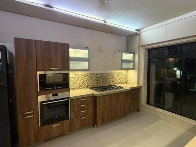 Flat for rent in Sutar Pakhadi, Mumbai
