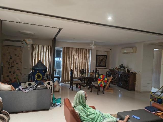 Flat for rent in Andheri West, Mumbai