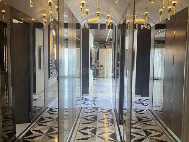 Flat for rent in Lower Parel, Mumbai City District