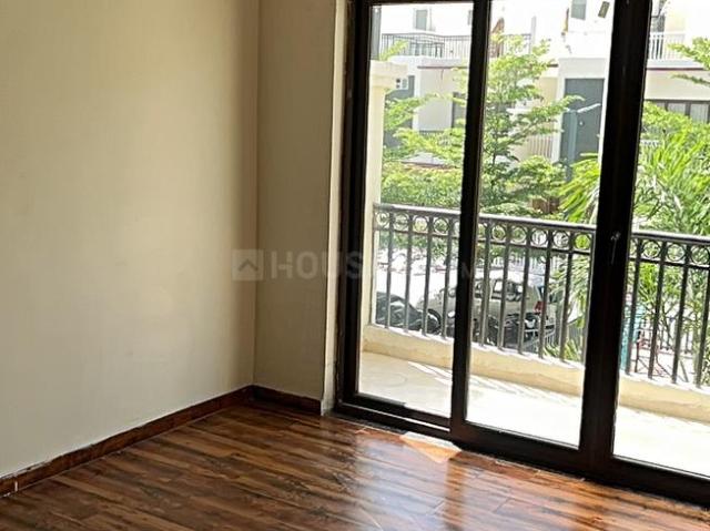 Duplex for rent in Madya