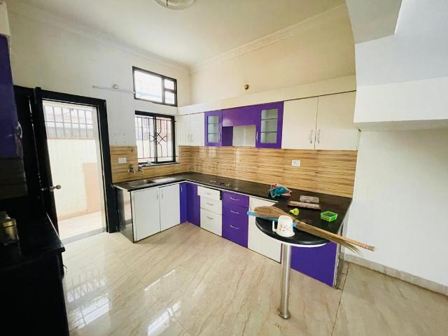 Duplex for rent in Madya