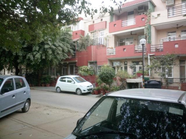 Duplex for rent in Hariana