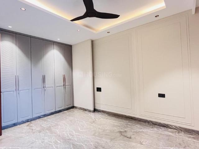 Duplex for rent in Deri