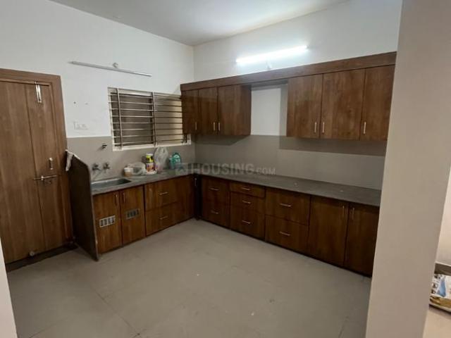 Duplex for rent in Madya