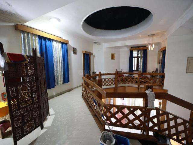 Duplex for sale in Madya