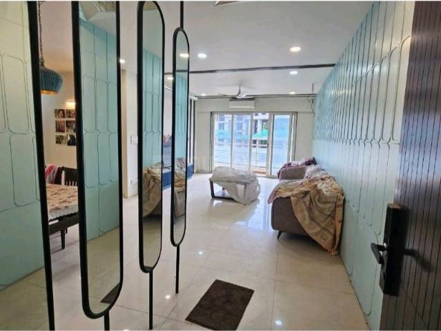 Duplex for rent in Madya