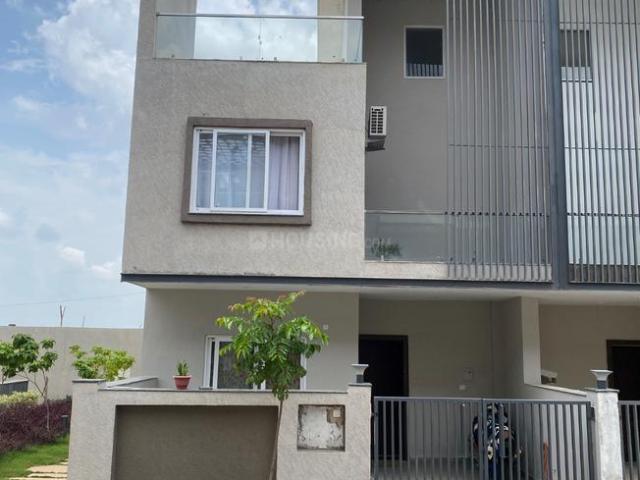 Duplex for rent in Madya