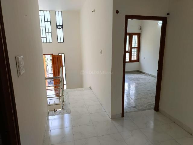 Duplex for rent in Madya