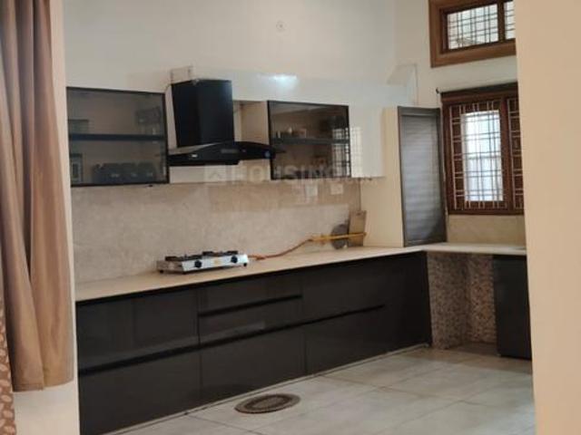 Duplex for rent in Madya