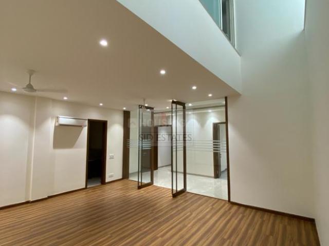 Duplex for sale in South Delhi, Deri