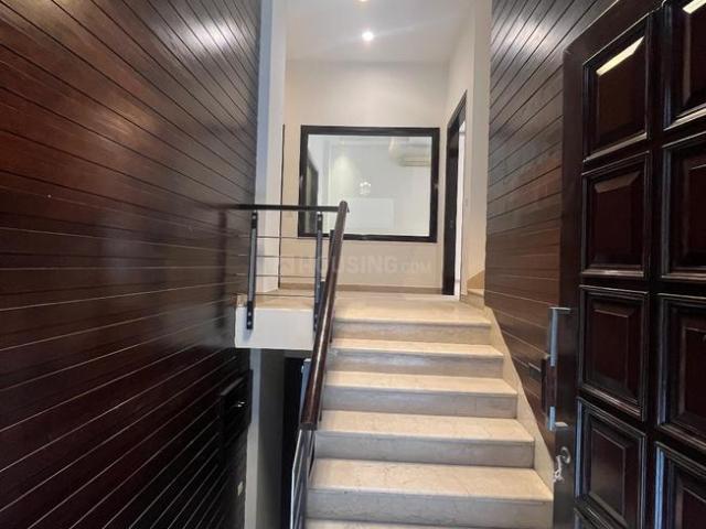 Duplex for rent in West Delhi, Deri