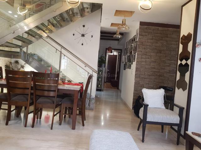 Duplex for sale in South Delhi, Deri