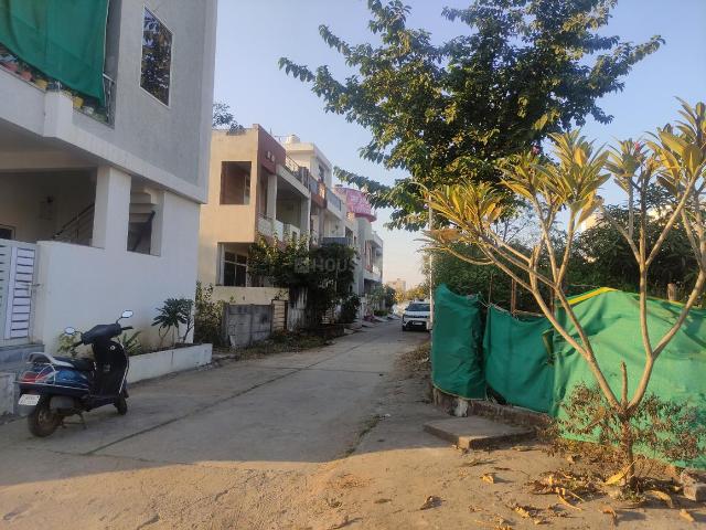 Duplex for sale in Madya