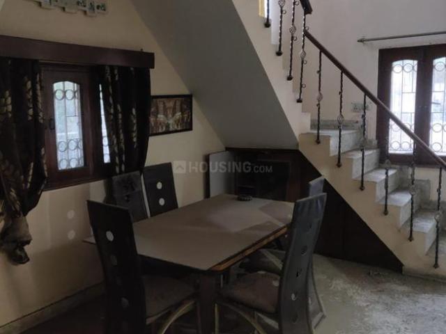 Duplex for sale in Deri