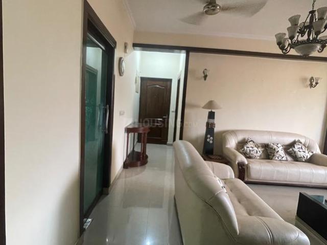 Duplex for rent in Deri