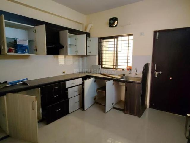 Duplex for rent in Madya