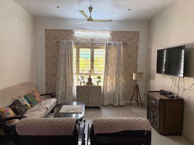 Duplex for rent in Madya