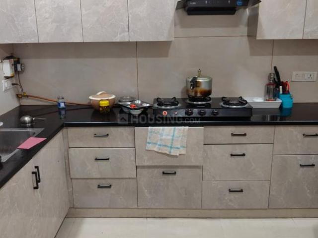 Duplex for rent in Deri