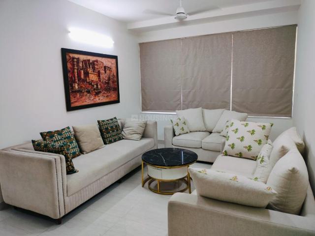 Duplex for rent in Deri