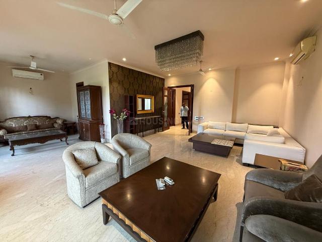 Duplex for rent in Deri