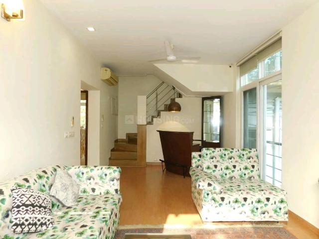 Duplex for rent in Deri