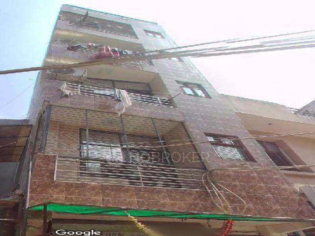 Flat for rent in West Delhi, Deri