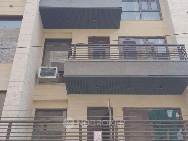 Flat for rent in West Delhi, Deri