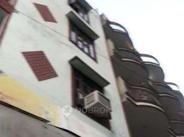 Flat for rent in South Delhi, Deri