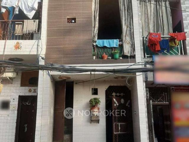 Property for sale in North Delhi, Deri
