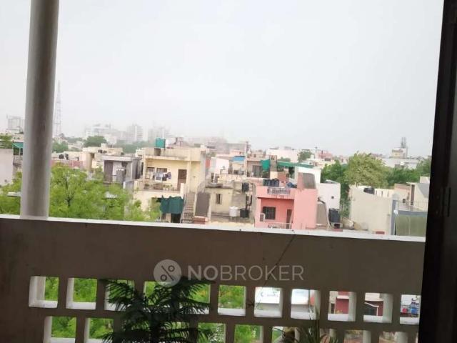 Property for sale in West Delhi, Deri