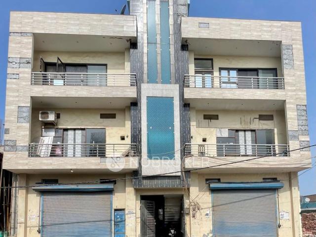 Flat for sale in West Delhi, Deri