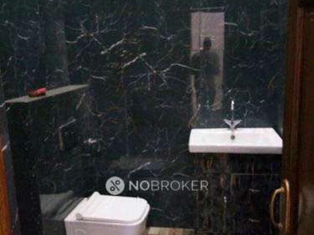 Property for sale in North Delhi, Deri