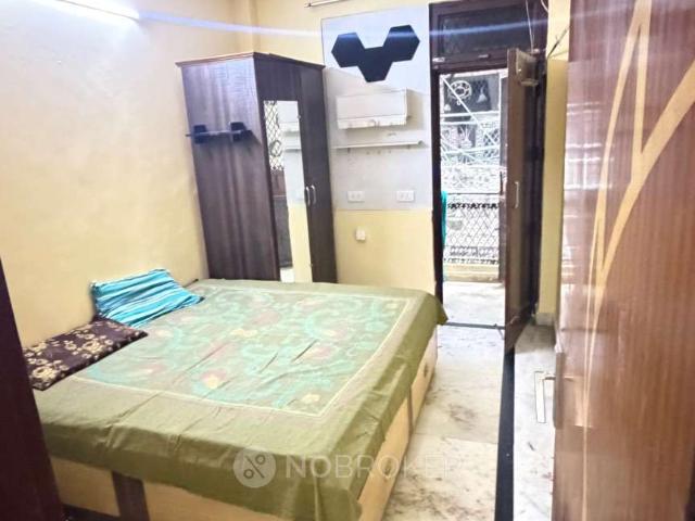 Flat for sale in East Delhi, Deri