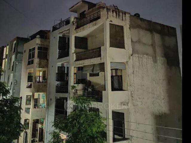 Flat for sale in Hariana