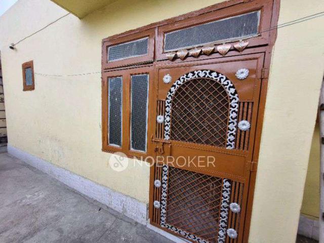 Property for sale in North Delhi, Deri