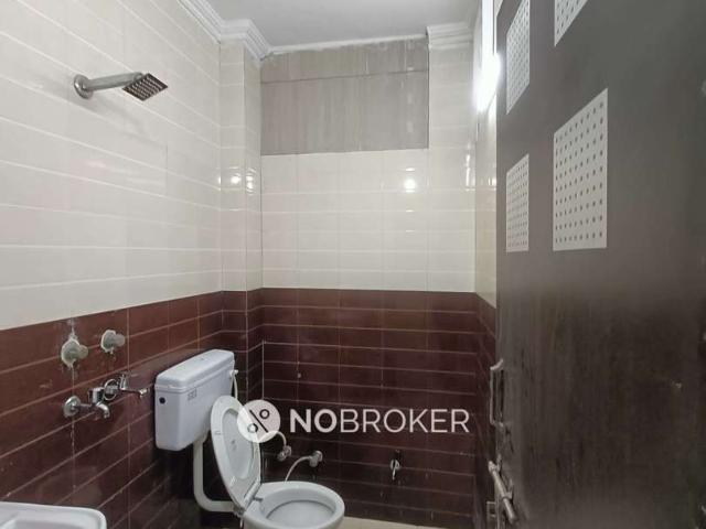 Flat for sale in West Delhi, Deri