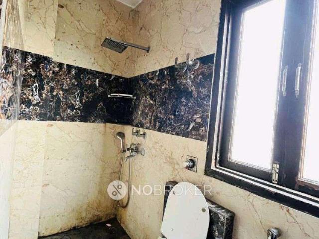 Flat for sale in North West Delhi, Deri