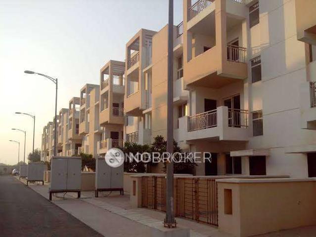 Flat for rent in Hariana