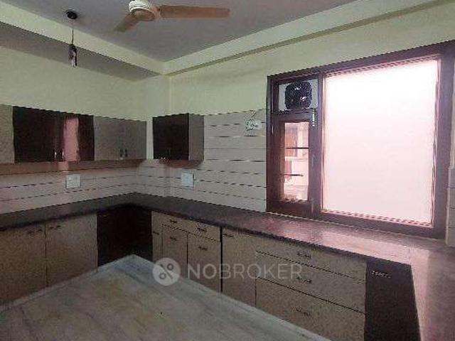 Flat for sale in North West Delhi, Deri