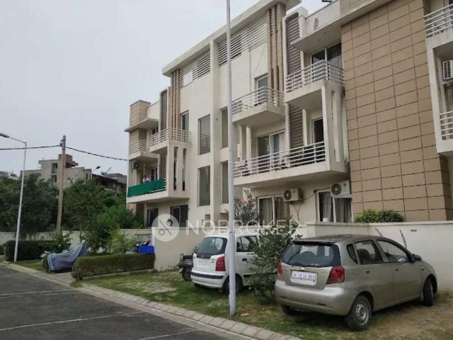 Flat for sale in Hariana
