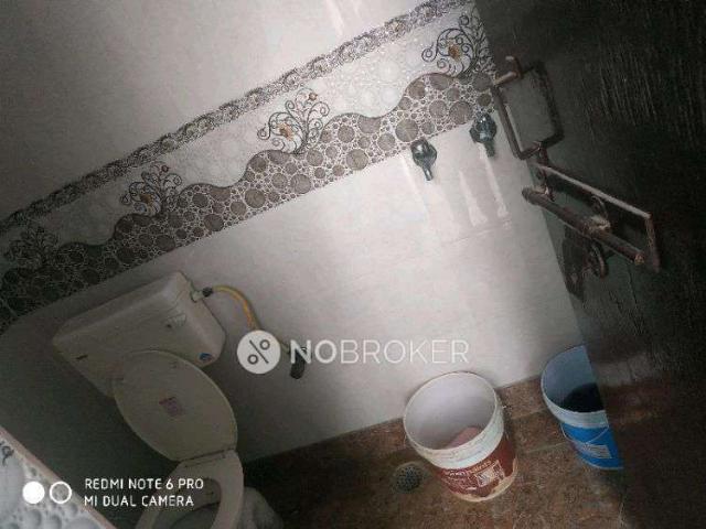 Flat for sale in North West Delhi, Deri