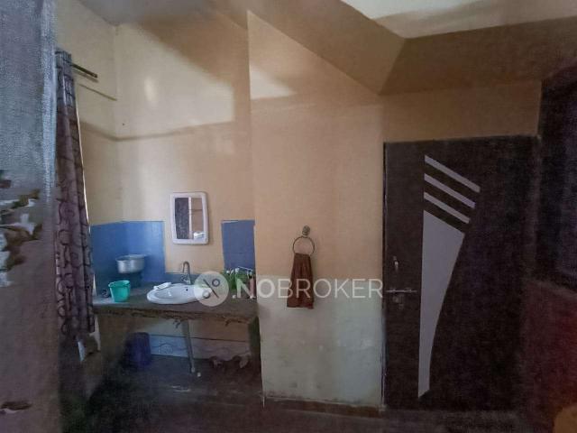 Flat for sale in South West Delhi, Deri