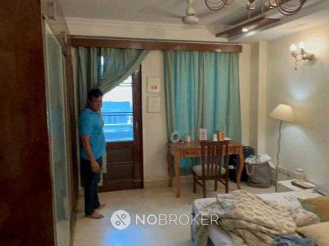 Flat for rent in South Delhi, Deri