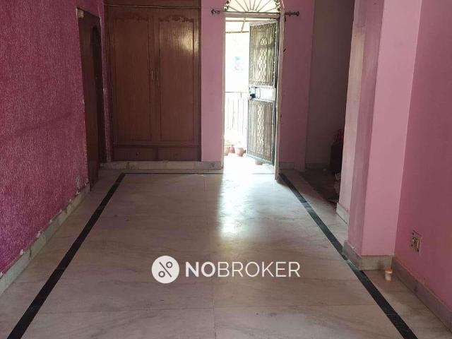 Flat for rent in East Delhi, Deri