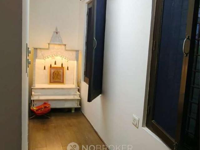 Flat for rent in Deri