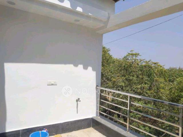 Flat for rent in Deri