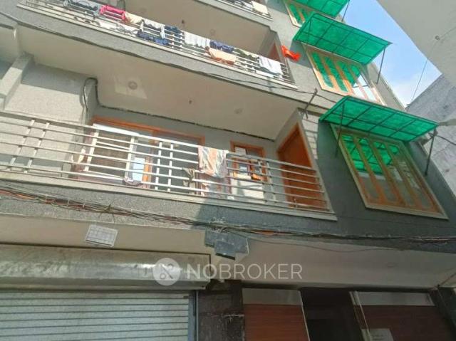 Flat for rent in South Delhi, Deri