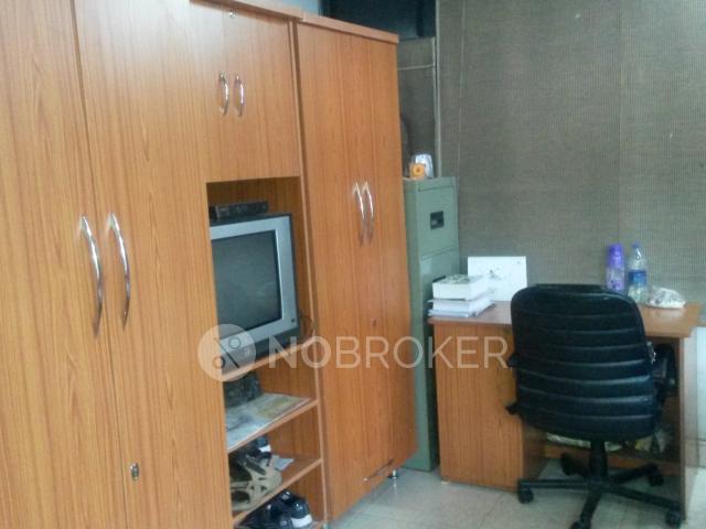 Flat for rent in Deri