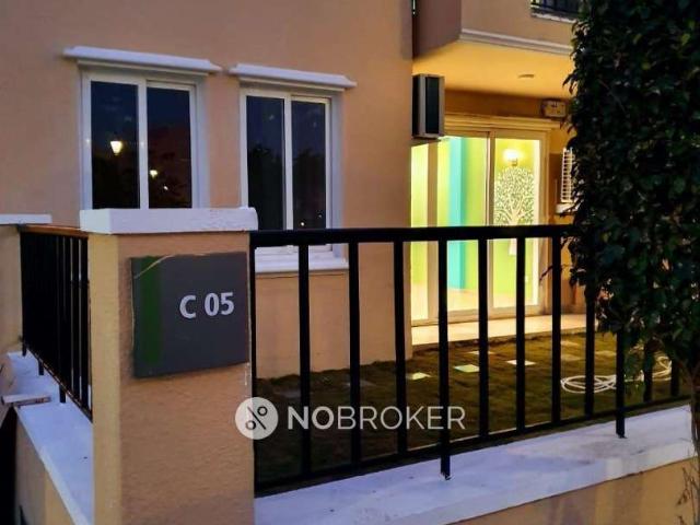 Flat for sale in Hariana